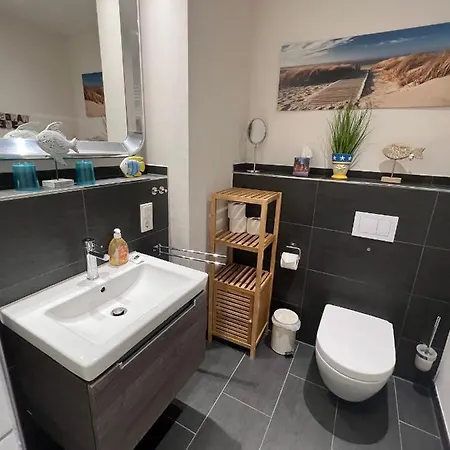 Skipper - Mit Stil An Den Duenen *